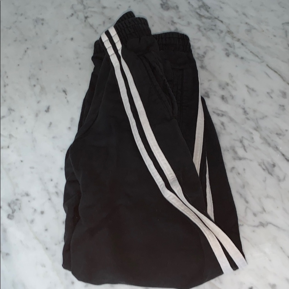 sweatpants